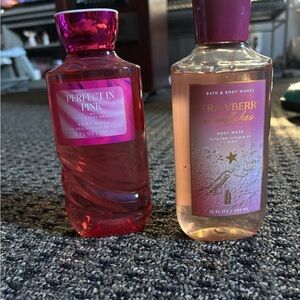 Bath & Body Works perfect in Pink & Strawberry Snowflake Body Wash Duo